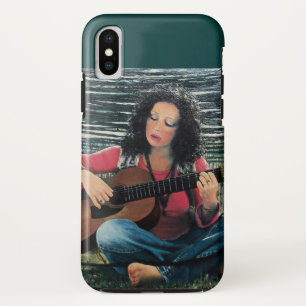アコースティック遊ギターを使った女性の音楽 iPhone XSケース