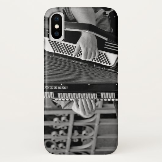 アコーディオンのプレーヤーの電話ケース Case-Mate iPhoneケース (裏面)