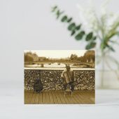 アコーディオンプレーヤー-ポンデザール、パリ ポストカード (スタンド正面)