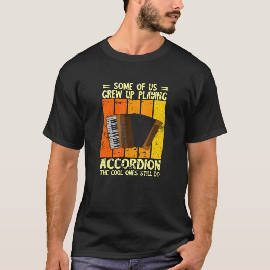 アコーディオン遊スティルのエアアコーディオン Tシャツ (正面)