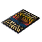 アコーディオン過小評価 ノートブック (左側)