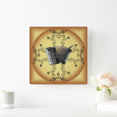 アコーディオン〜ミュージカルスクロール〜黄金色背景〜 スクエア壁時計 (ホーム)