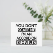 アコーディオンGENIUSデザイン ポストカード (スタンド正面)
