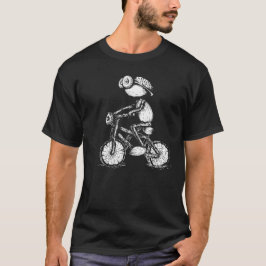 アコーン小妖精や小人バイクもしくは自転車に乗る人Tシャツ Tシャツ