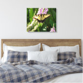 アシタカアゲハの紫の野の花 キャンバスプリント (インサイチュ (寝室))