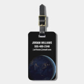 アジアとオーストラリアで夜の地球の都市の光 ラゲッジタグ (正面縦)