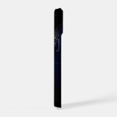 アジアとオーストラリアの夜の街の光 iPhone 15ケース (右側面)