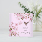 アジアンピンクの花の誕生日パーティーの花の鳥 招待状 (スタンド正面)
