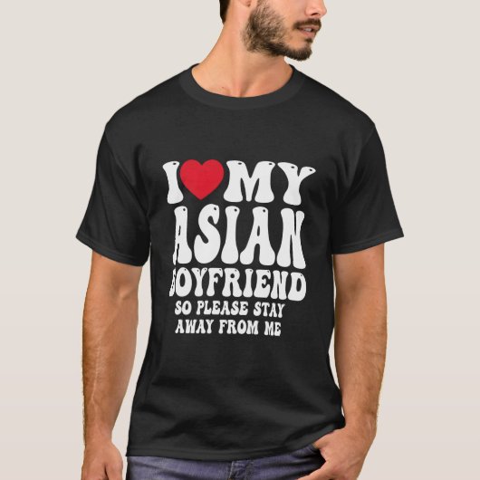 アジア人の友達大好きだからよそよそしくしないで Tシャツ (正面)