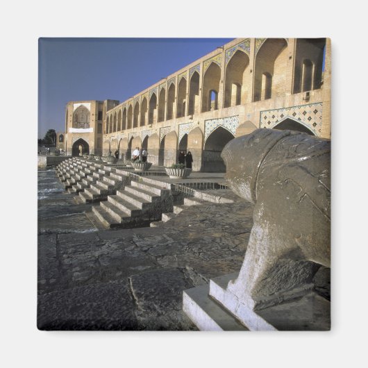 アジア、イラン、イスファハン。ポル・エ・カジュブリッジ。 マグネット (正面)