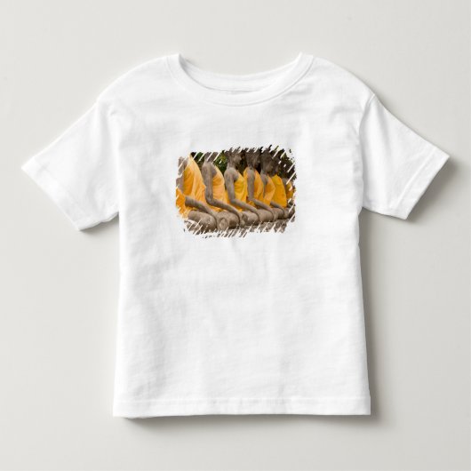 アジア、タイ、シャム、 アユタヤの仏像 トドラーTシャツ (正面)
