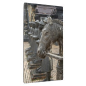 アジア、ベトナム。イチジクと馬の像 クリップボード (右)