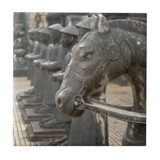 アジア、ベトナム。フィギュリンと馬の像 タイル (正面)