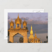 アジア、ラオス、ビエンチャン。そのルアン寺。 ポストカード (正面/裏面)