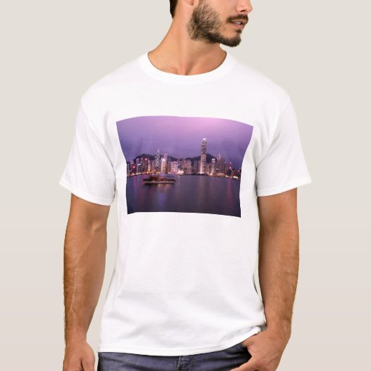 アジア、中国、香港、都市スカイラインと Tシャツ (正面)