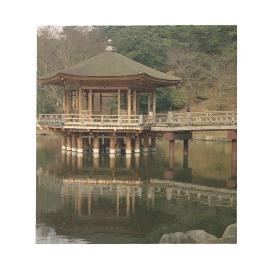 アジア、日本、奈良、奈良の寺院 ノートパッド (正面)