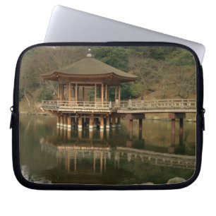 アジア、日本、奈良、奈良の寺院 ラップトップスリーブ