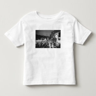 アジア、日本、東京。夜、原宿駅、 トドラーTシャツ