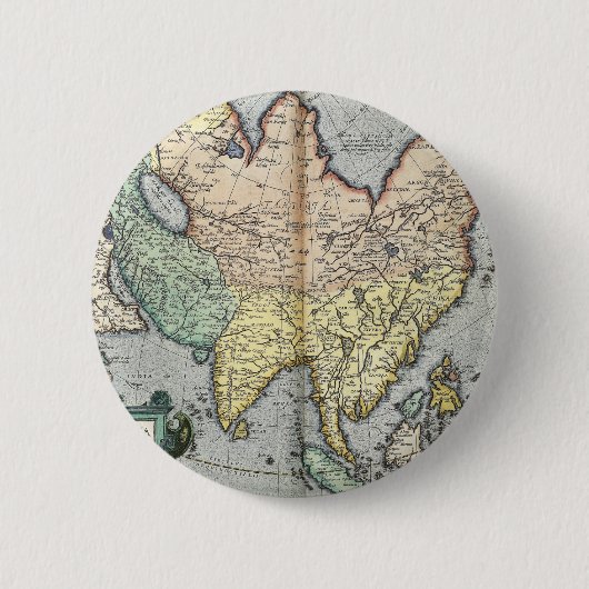 アジア| 1592年のヴィンテージの地図 缶バッジ (正面)