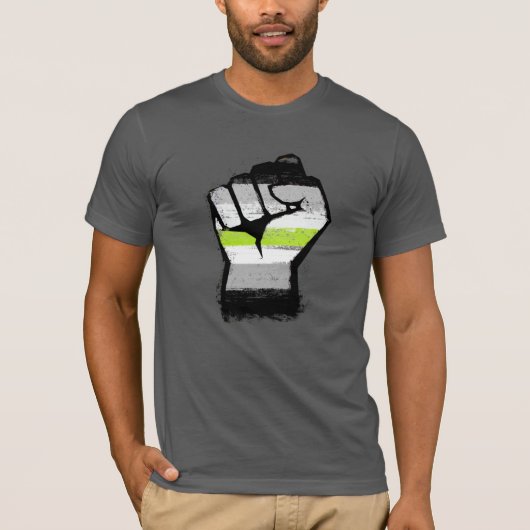 アジェンダー プライド フィスト Tシャツ (正面)