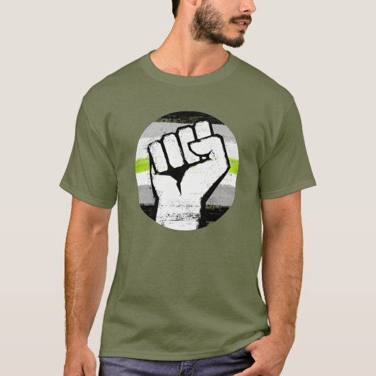 アジェンダー プライド フィスト Tシャツ (正面)