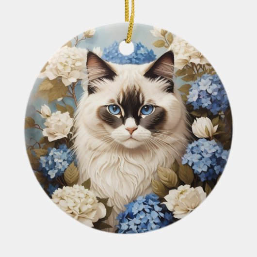 アジサイの花が咲くラグドール猫 セラミックオーナメント (正面)