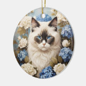 アジサイの花が咲くラグドール猫 セラミックオーナメント (左)