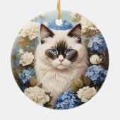 アジサイの花が咲くラグドール猫 セラミックオーナメント (裏面)
