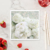 アジサイの花が咲く白いランナキュラス スタンダードランチョンナプキン (インサイチュ)