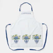 アジサイ付きの青と白のチャイノワリーの花瓶 エプロン (正面)