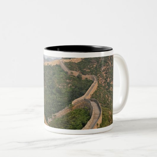 アジ素晴らしア、中国、Jinshanlingの中国の壁 ツートーンマグカップ (正面右)
