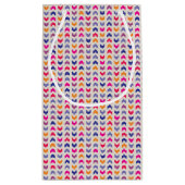 アステカなシェブロンのカラフルパターン スモールペーパーバッグ (裏面)