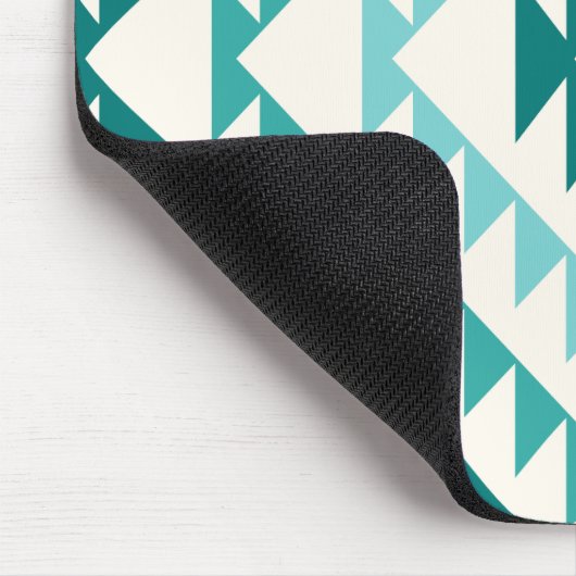 アステカなダイヤモンドのモチーフ(v)のデザインのティール(緑がかった色)及びクリーム マウスパッド (コーナー)