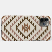 アステカ柄ダイヤモチーフデザイン ブラウン+クリーム Case-Mate iPhoneケース (裏面(横))