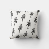 アステカ黒トカゲ クッション (正面)