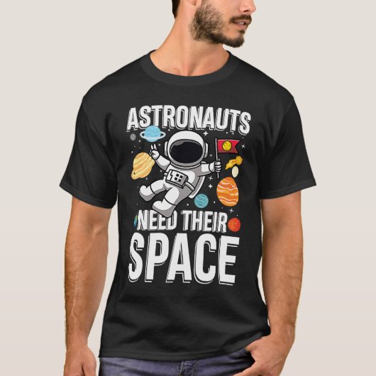 アストロヌアットNeed Their宇宙 Tシャツ (正面)