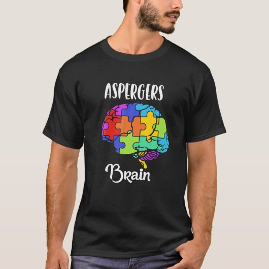 アスペルガー症候群 – 脳パズルピース虹 Tシャツ (正面)