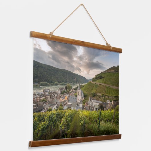 アスマンシャウゼンアムライン 吊り下げ型タペストリー (傾斜あり)