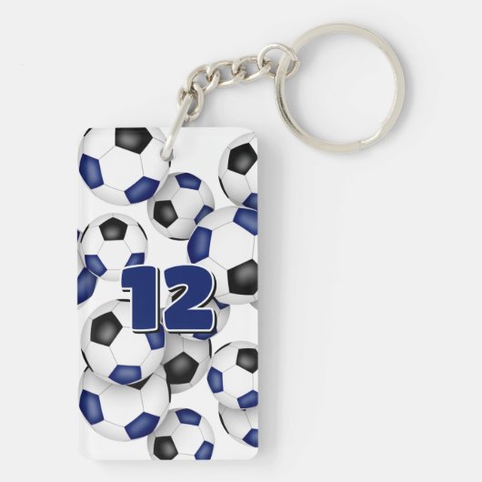 アスリート名の一群のブルーブラックサッカーボール キーホルダー (裏面)