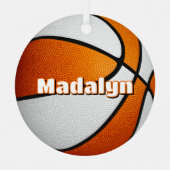 アスリート名をオレンジ色の白いバスケットボール メタルオーナメント (正面)