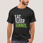 アスレティックテニス食べスポーツスリープテニス Tシャツ<br><div class="desc">食べテニス。テニスカッコいい選手素晴らし、テニスのコーチとテニスのファンのためのデザイン。おもしろいカッコいい素晴らし遊アスリート、選手、テニスやテニスの試合を見て好きな人のためのアスレチックグッズ。高校テニスチームや大学スポーツチームに最適。ユーモア素晴らし、機知に富んだ引用文、おもしろい諺、ジョーク、パンを愛し、テニスの試合を行わない人のためのクリスマスプレゼントとバースデープレ恋しく思イ。</div>