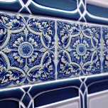 アズレジョリスボンタラパターン（の模様が）あるベラセラミックデザイン タイル<br><div class="desc">インディゴアズレジョブルーポルトガルのリスボン装飾的なタラベラの陶瓦は美しくユニーク、どの家にも追加されている。タイムレ高品質スの美的製品。タイルの青い色はインスパイア、リズボンの有名なアズレジョの藍色により、宇宙に歴史と文化のtouchを加えている。これらのタイルは、キッチンやバスルームでステートメントの壁やバックスプラッシュを作成するのに最適であり、それらの耐久性は、壁と濡れた表面の両方で使用するのに適している。Indigo Azulejoブルーポルトガルのリスボン装飾陶磁器タイルでポルトガルの魅力のtouchを家に追加。私の店に行ってデザインを！</div>