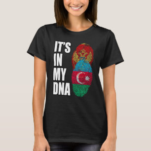 アゼルバイジャンとモンテネグロのミックスDNAヘリテージフラグ Tシャツ