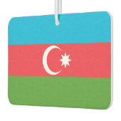 アゼルバイジャン国旗を掲げた新気車 カーエアーフレッシュナー (左)