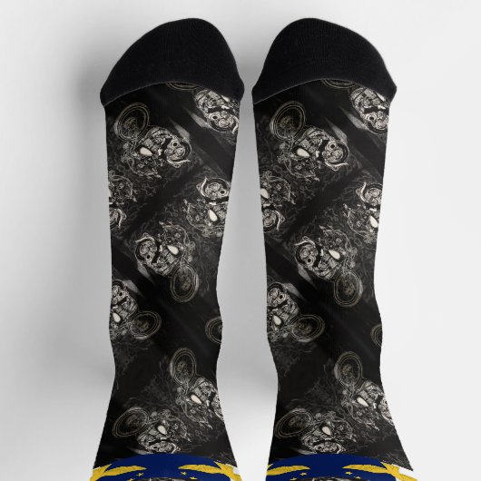 アゾリアンバイクもしくは自転車に乗る人デザイン ソックス (上部)