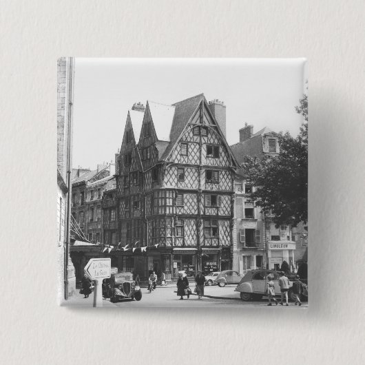 アダムの家 缶バッジ (正面)