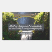 アッシジ感動的引用文「Doing」 長方形シール (正面)