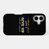 アップし与えない – はっきりした引用文デザイン iPhone 16ケース (裏面横)