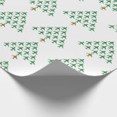 アップアップと遠くにクリスマスツリー ラッピングペーパー (角)