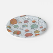 アップアップと遠くにヴィンテージ熱気球 ペーパープレート (アングル)